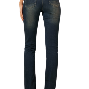 Jeans de mujer bota recta (Straight Fit) licrado vista de espalda con modelo