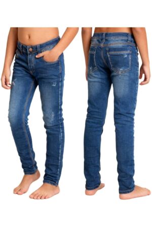 Niño modelando jeans azul medio licrados vista frente y espalda