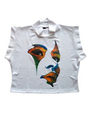 Blusa mujer blanca estampado rostro tipo gamuza