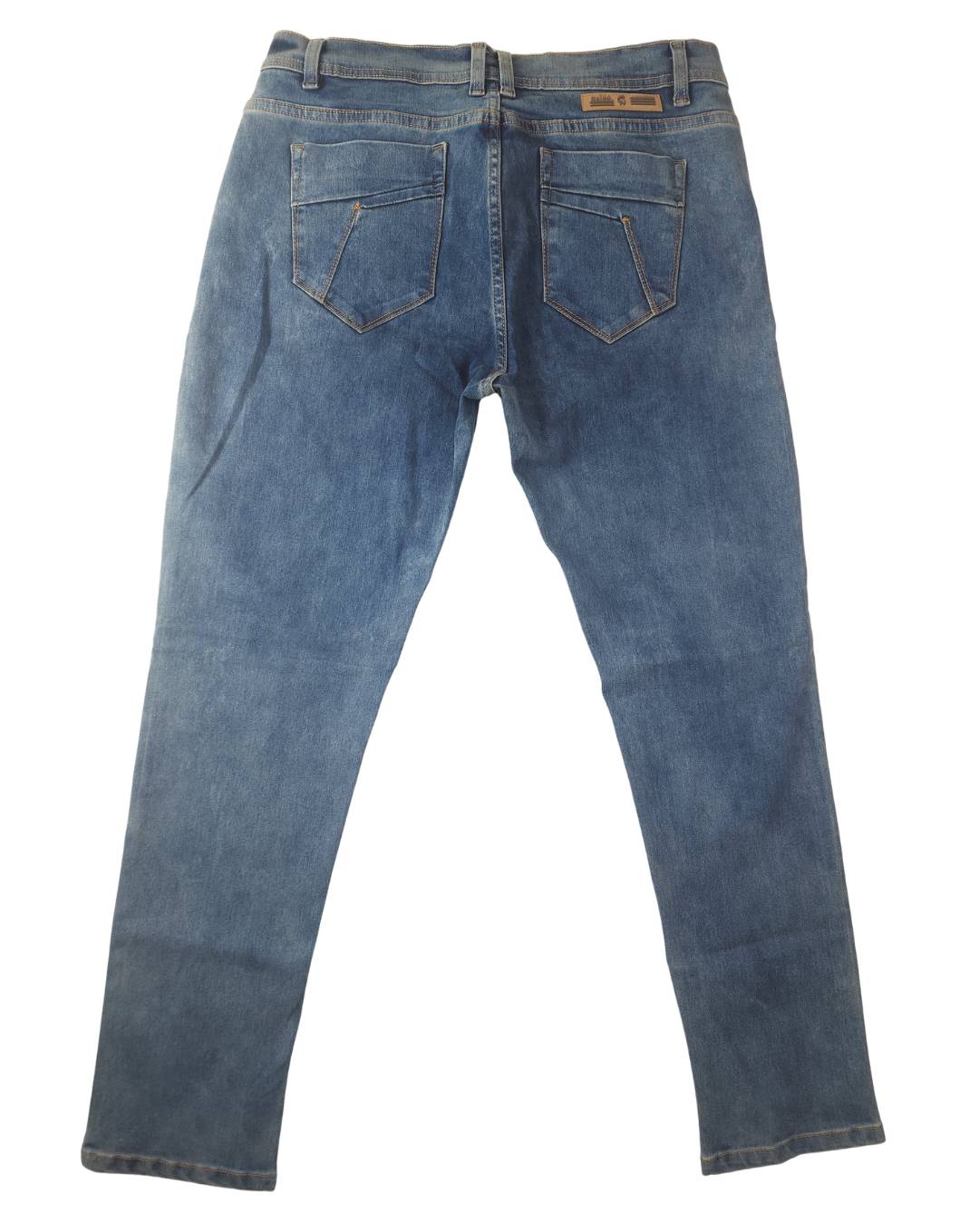 Jean hombre azul medio efecto nube trasero