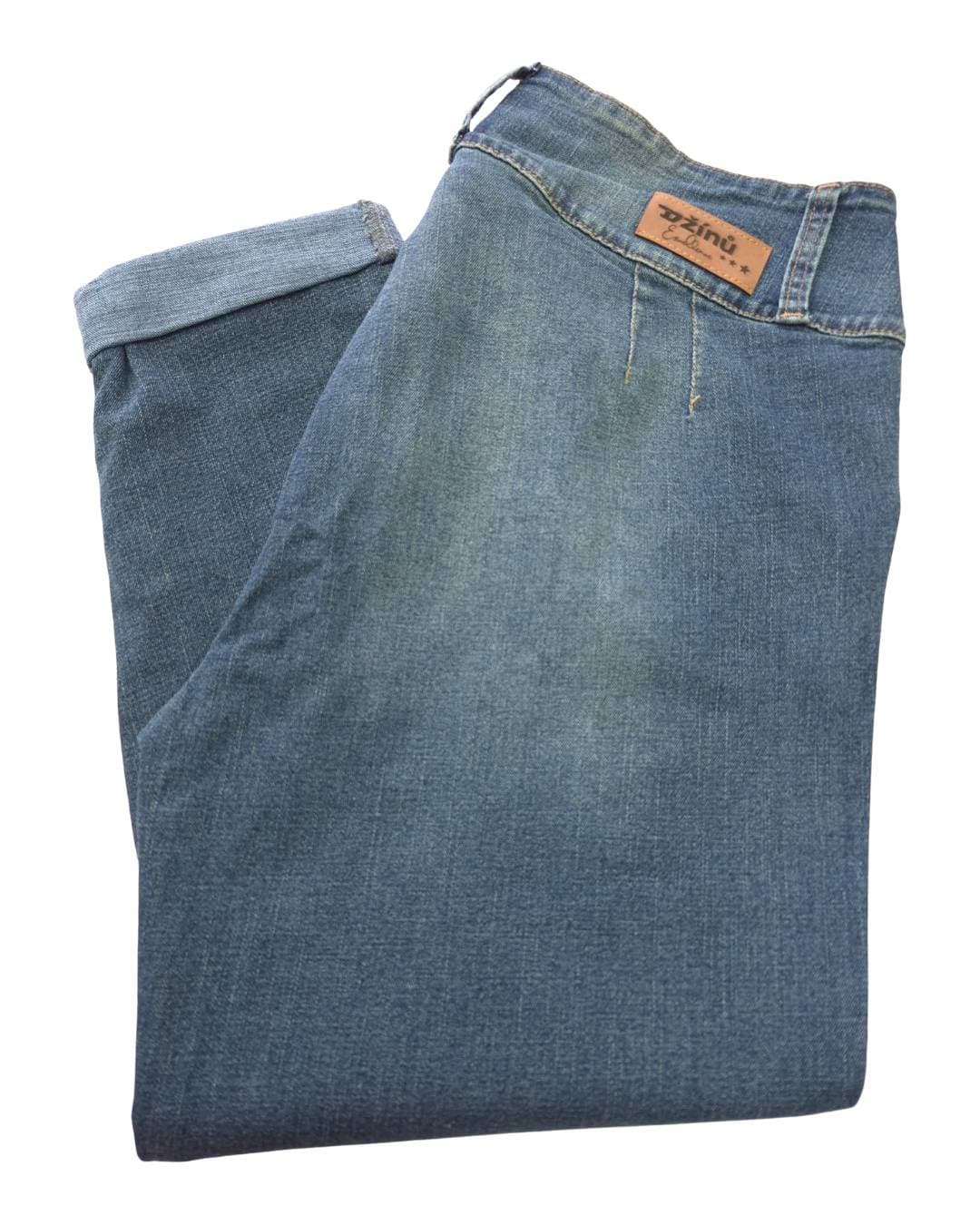 Jeans capri mujer curvy vista posterior
