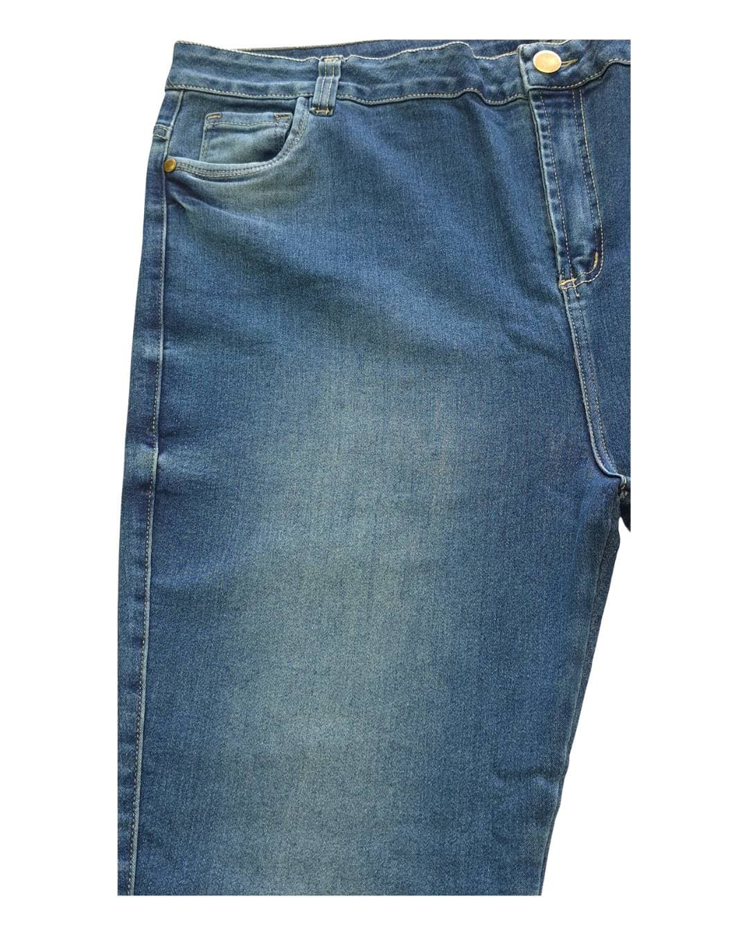 Jeans mujer curvy azul medio detalle delantero